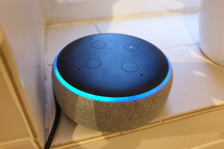 Alexa Blue Ring Is Alexa Listening To You? (2024)