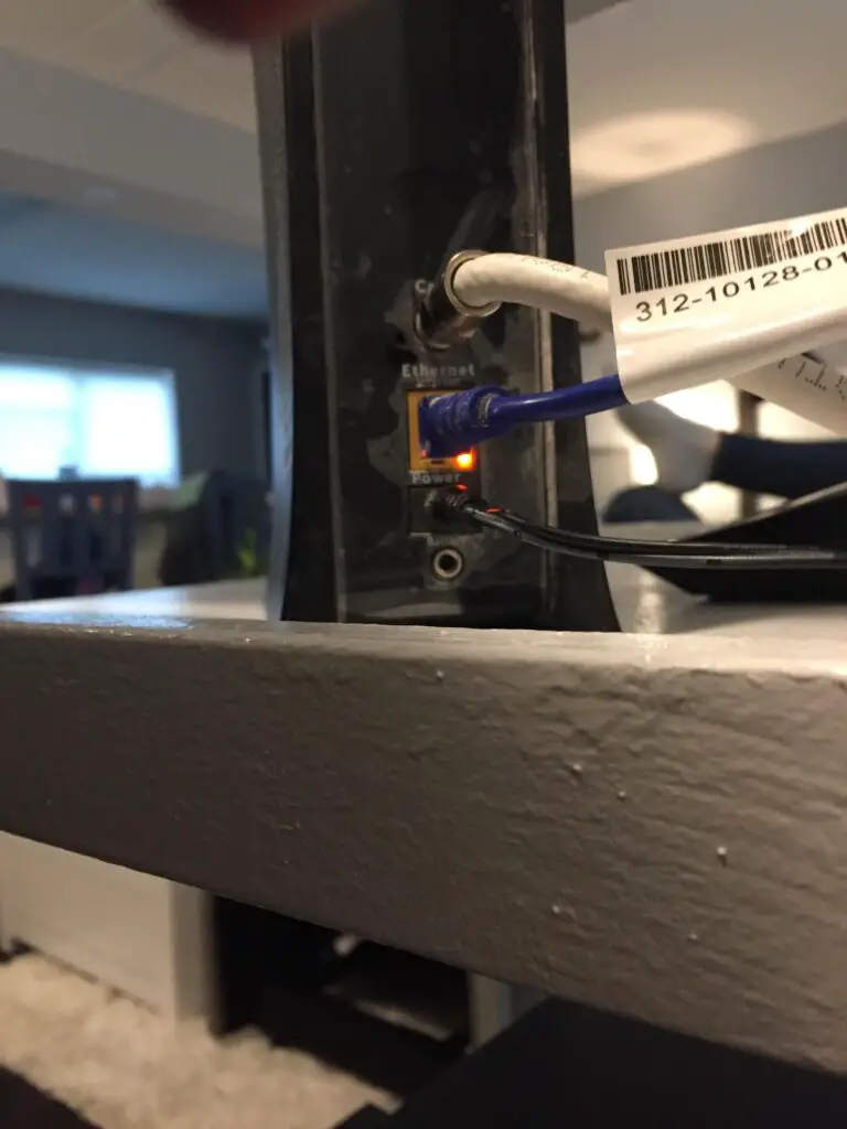 Spectrum Modem Orange Light Blinking Troubleshooting Tips (2024)