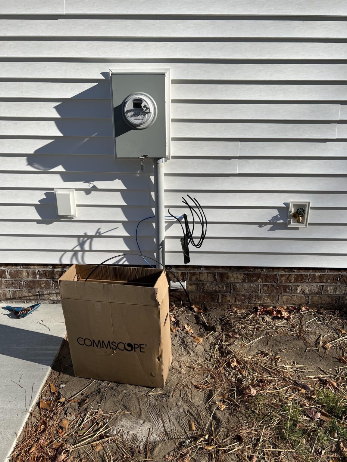 Do You Tip Spectrum Installer The Etiquette and Expectations (2024)