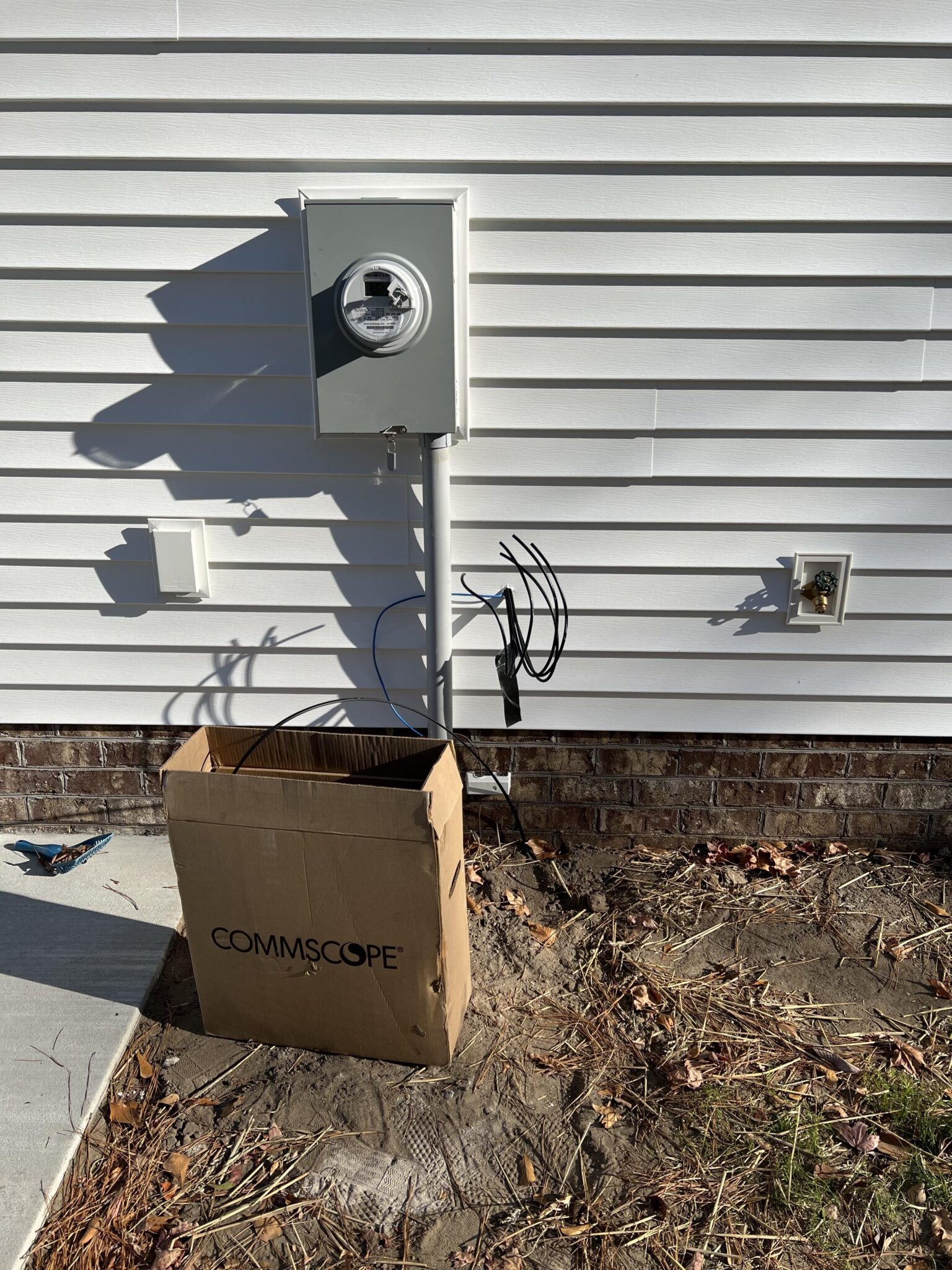 Do You Tip Spectrum Installer The Etiquette and Expectations (2024)